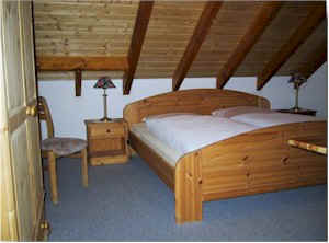 doppelzimmer1.jpg (21052 Byte)